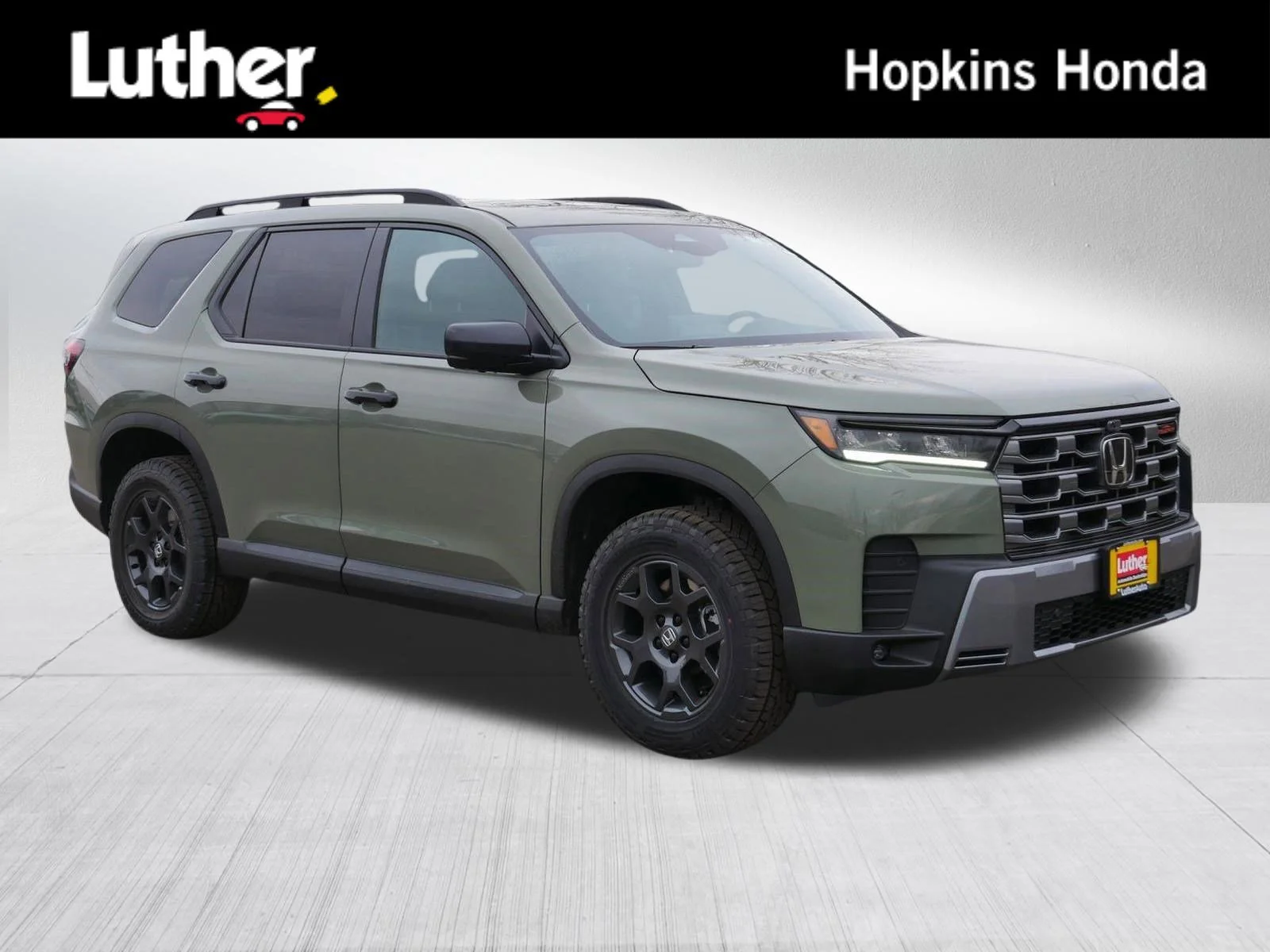 2026 Honda Pilot TrailSport AWD's photo