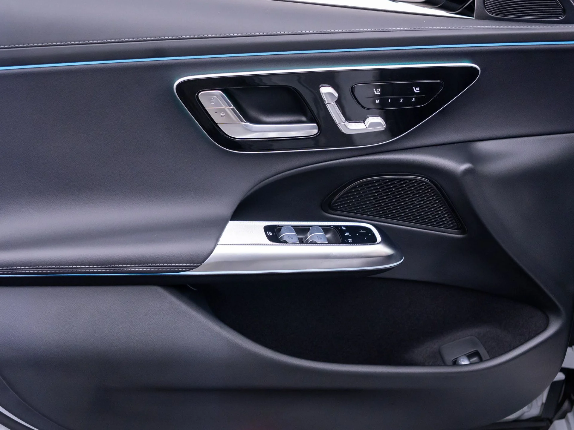 New 2027 Gray Mercedes-Benz E 450 image 14