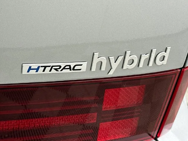 New 2026 Hyundai SANTA FE HYBRID SE