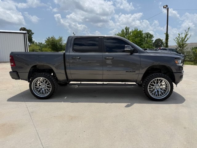 Used 2020 Granite Crystal Metallic Clearcoat Ram Lone Star image 6