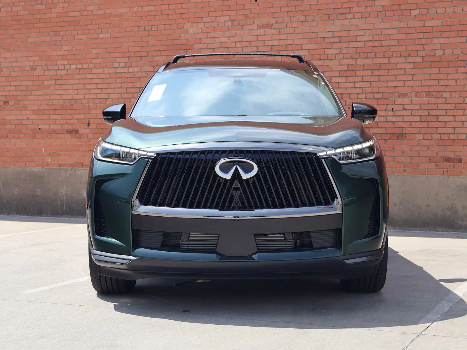 New 2027 DEEP EMERALD INFINITI Autograph AWD image 2