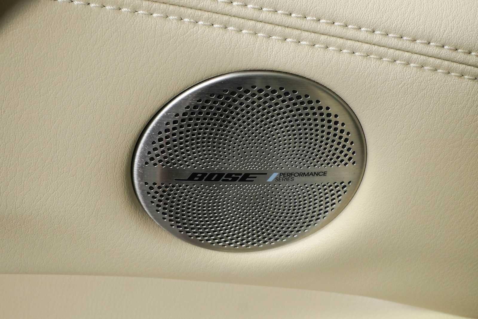 Used 2020 Moonstone White INFINITI LUXE image 7