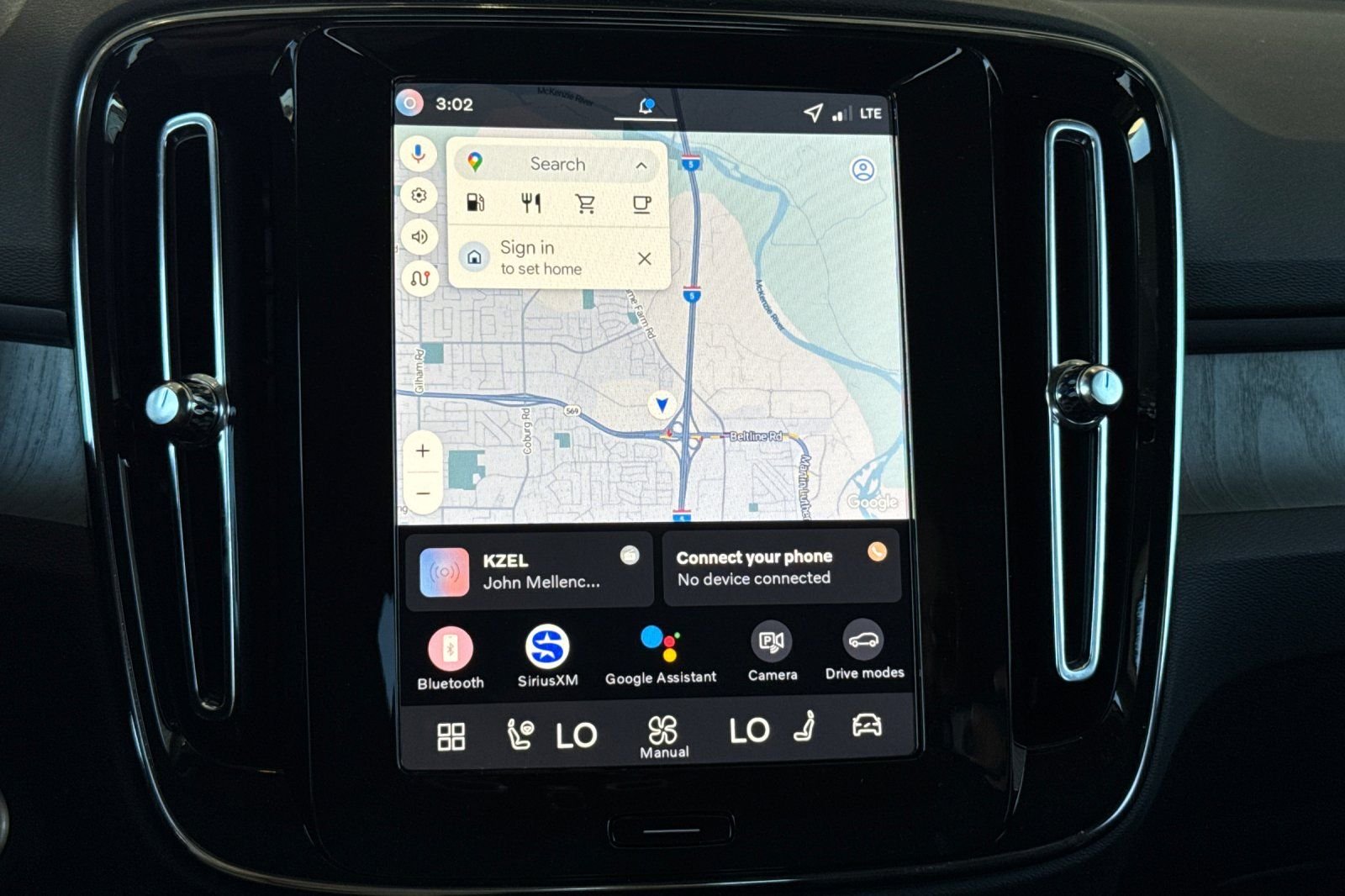 2026 Volvo XC40 Plus - Photo 18