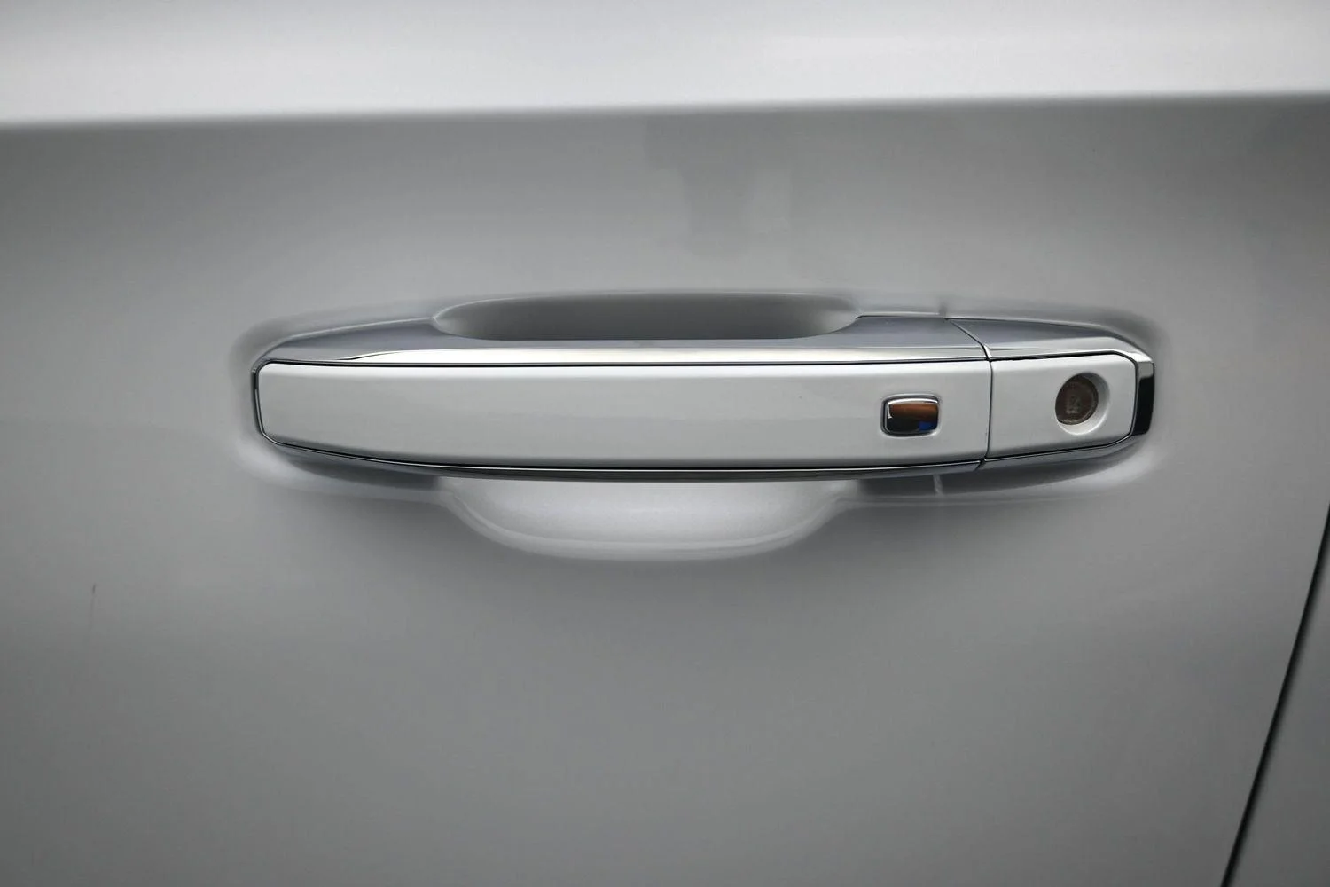 New 2026 Glacier White Tricoat GMC Denali image 24