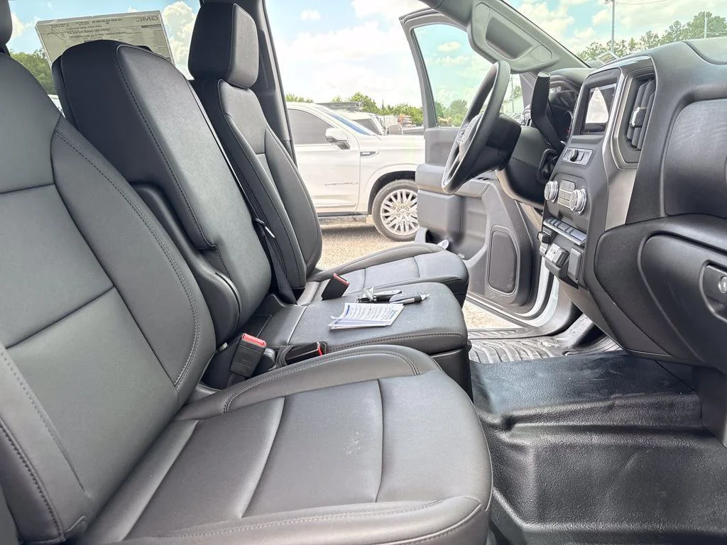 2025 GMC Sierra 2500HD Pro - Photo 38