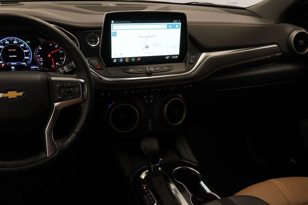 Used 2025 Beige Chevrolet Premier image 11