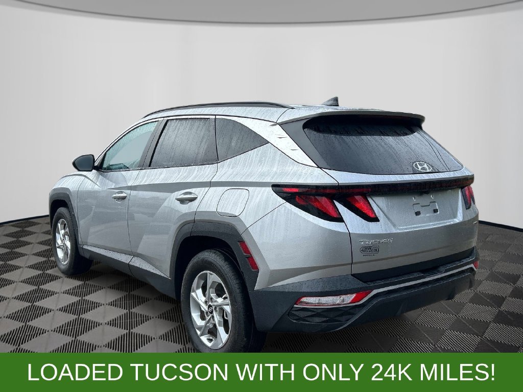 Used 2024 Silver Hyundai SEL image 3