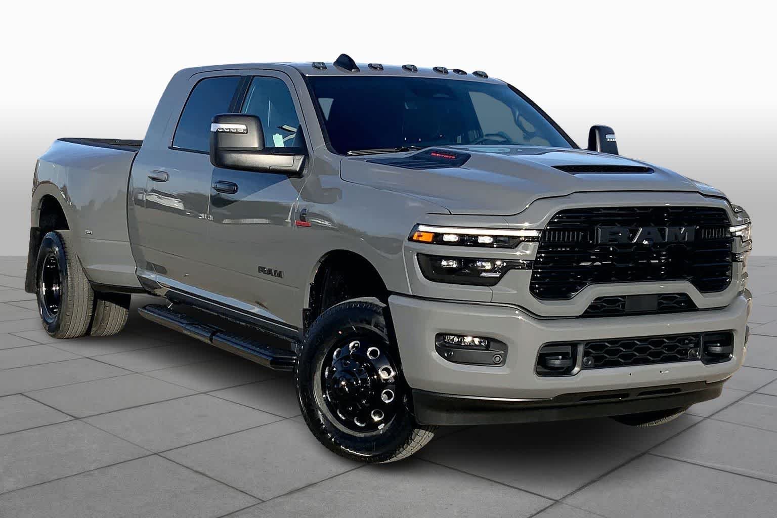 New 2026 Ceramic Gray Clear-Coat Exterior Paint RAM Laramie image 2