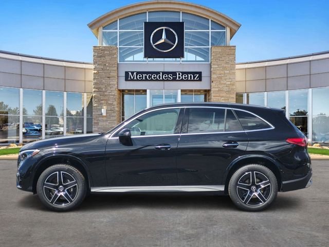 New 2026 Black Mercedes-Benz GLC 300 image 2
