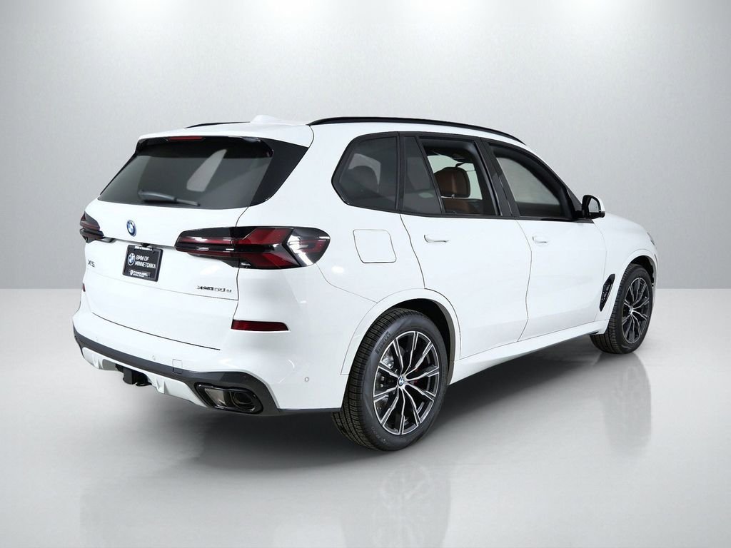 Used 2026 Alpine White BMW xDrive50e image 10
