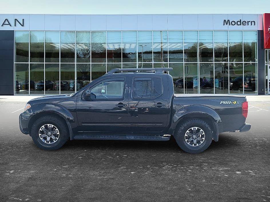 Used 2021 Magnetic Black Pearl Nissan PRO-4X image 7