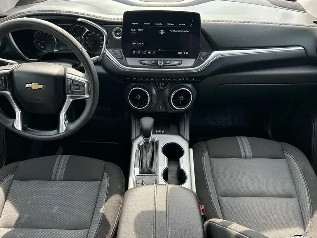 Used 2024 White Chevrolet LT image 12