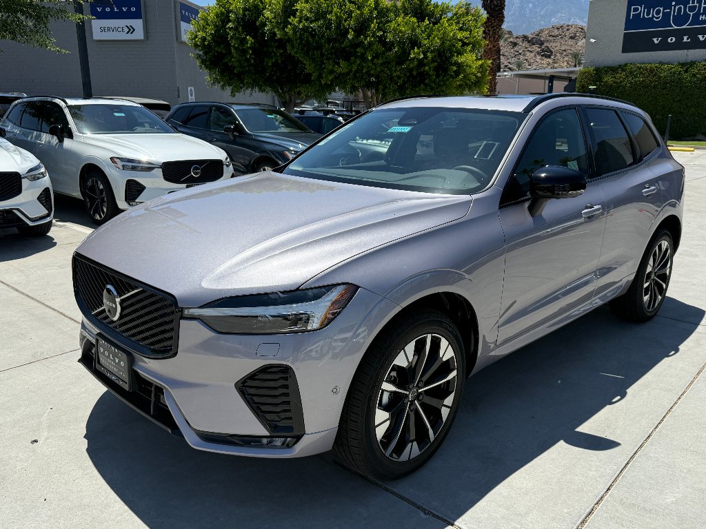 New 2026 Aurora Silver Volvo Plus image 3