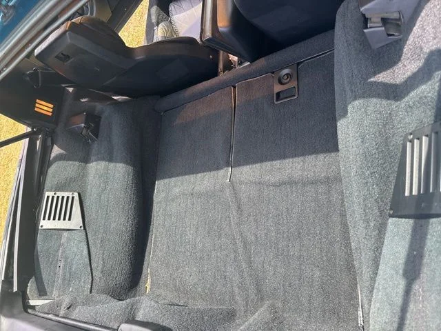 Used 1992  Chevrolet Base image 25