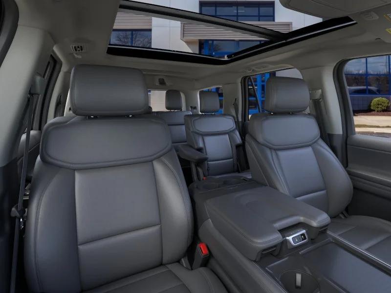 New 2026 Glacier Gray Metallic Tri-Coat Ford Active image 82