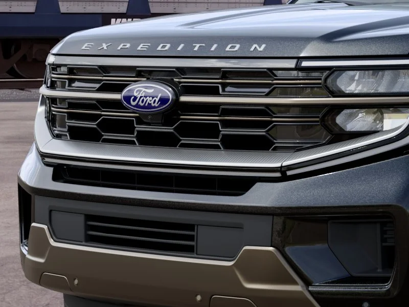New 2027 Agate Black Metallic Ford King Ranch® image 40