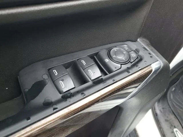 Used 2022 Summit White Chevrolet LT Trail Boss image 9