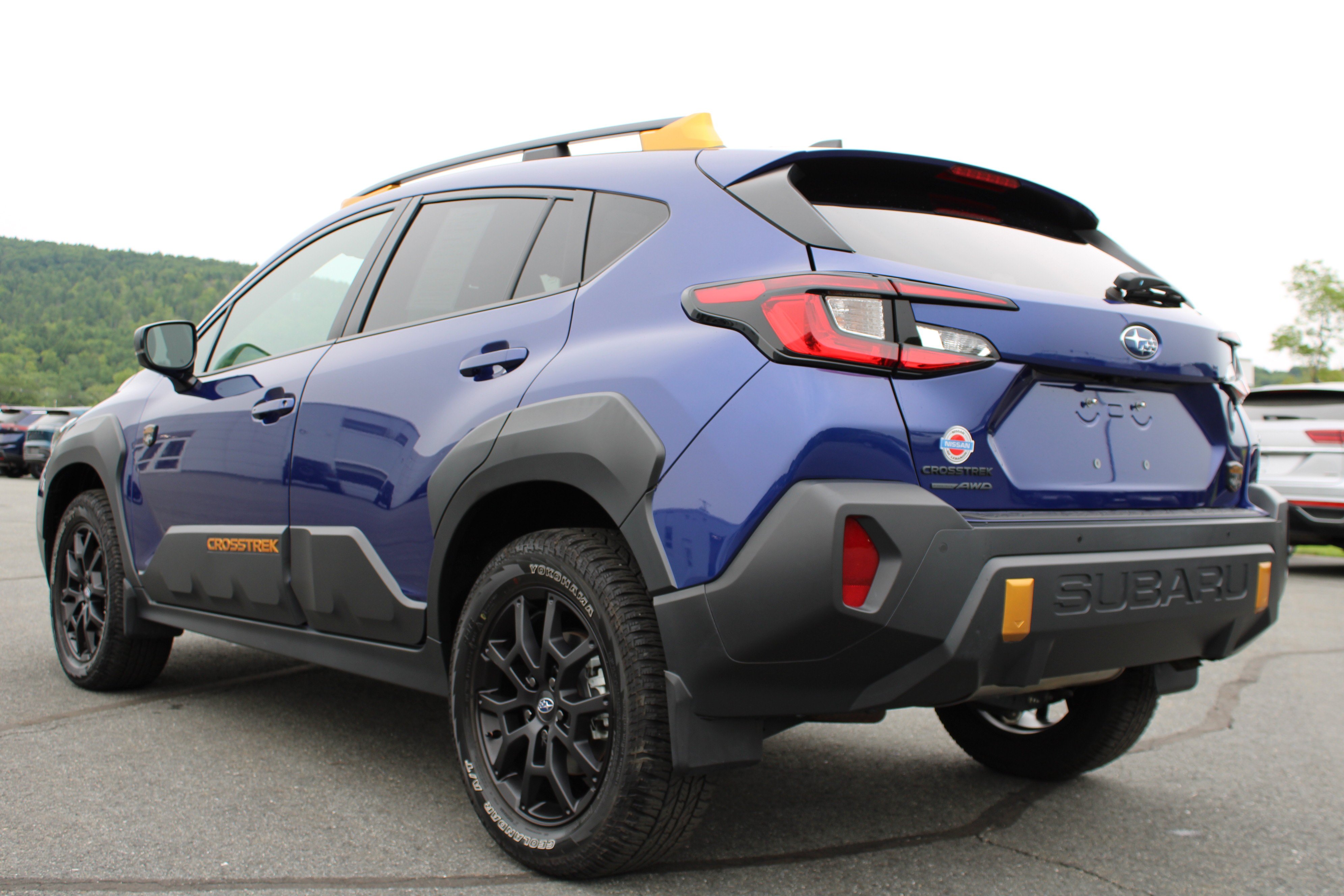 Used 2025 Sapphire Blue Pearl Subaru Wilderness image 11