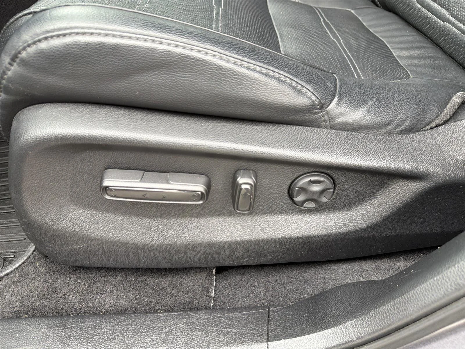 Used 2020 Modern Steel Metallic Honda EX-L image 14