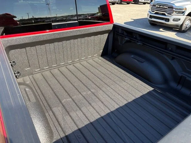 New 2026 Molten Red Pearl-Coat Exterior Paint RAM Laramie image 9
