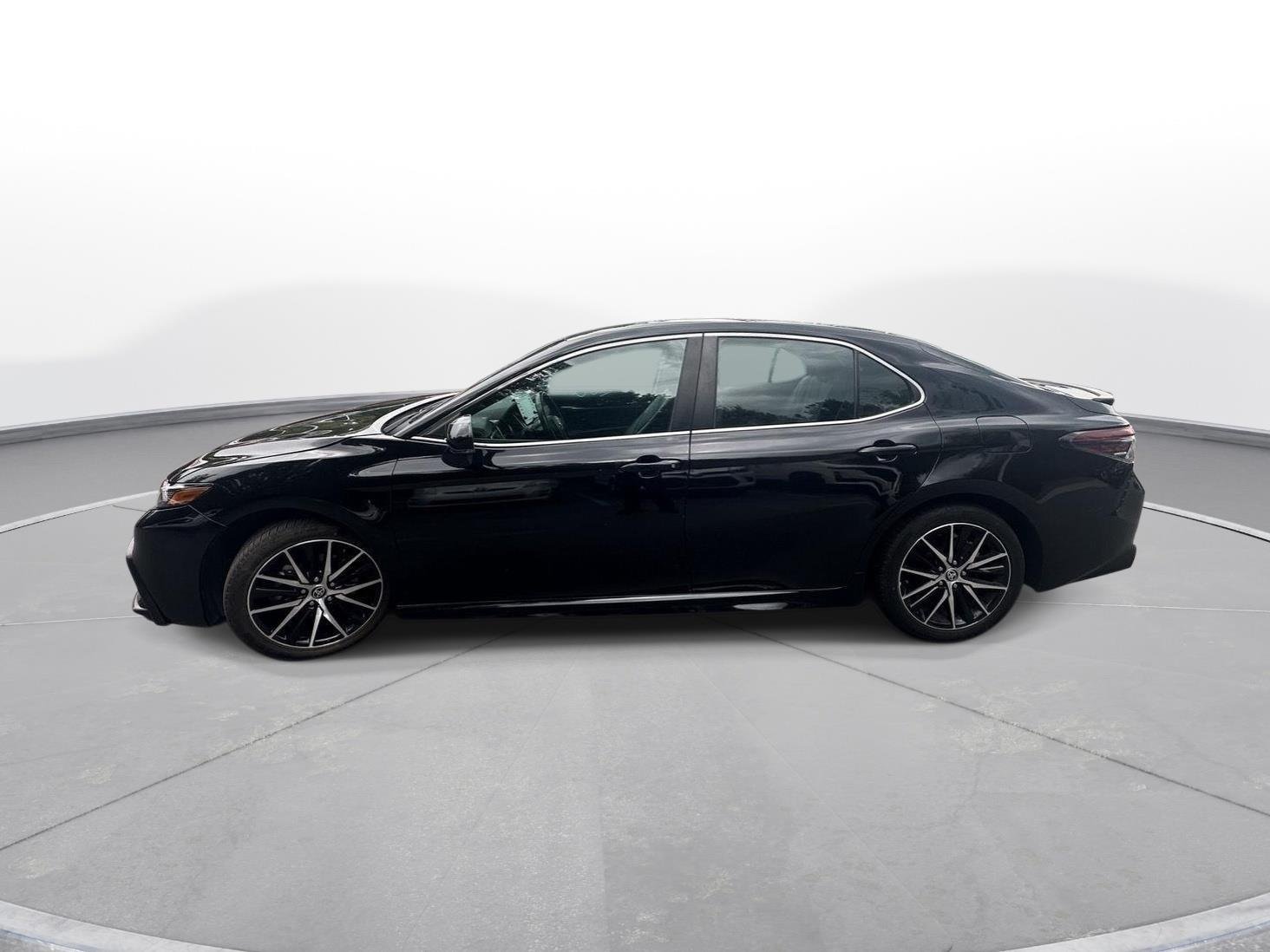 Used 2024 Midnight Black Metallic Toyota SE image 9