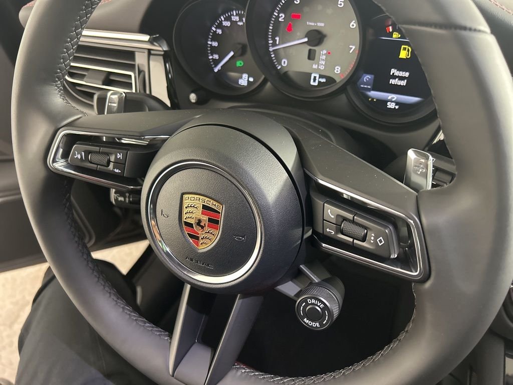 2026 Porsche Macan S - Photo 28
