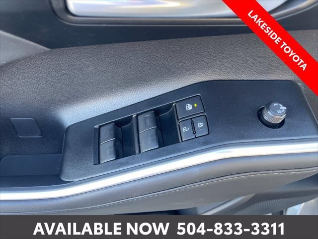 Certified Used 2026 PRECIOUS METAL Toyota  image 27