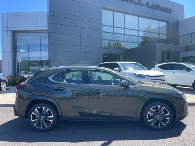Certified Used 2025 Green Lexus 300h Premium image 3