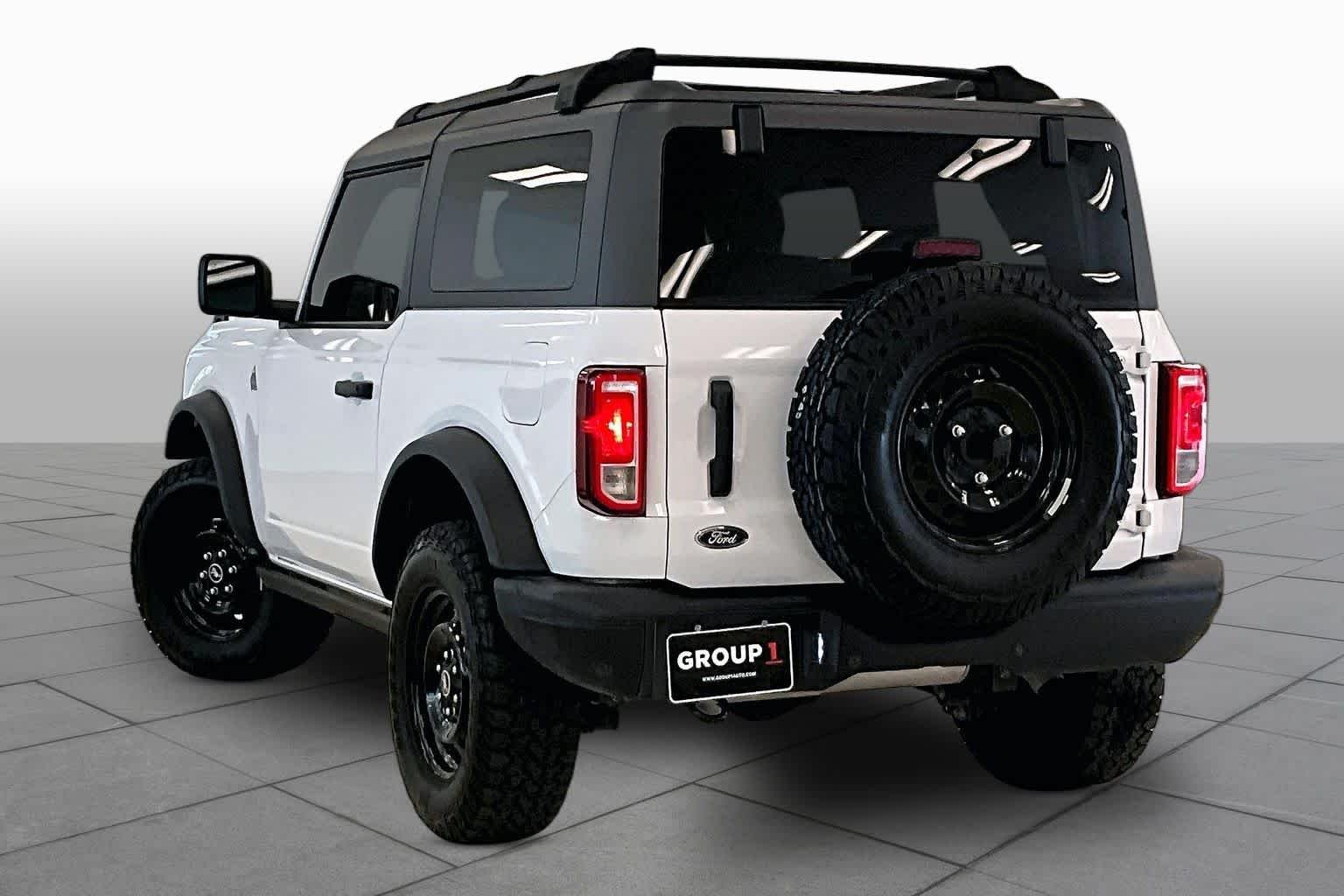 Used 2023 Oxford White Ford Black Diamond image 10