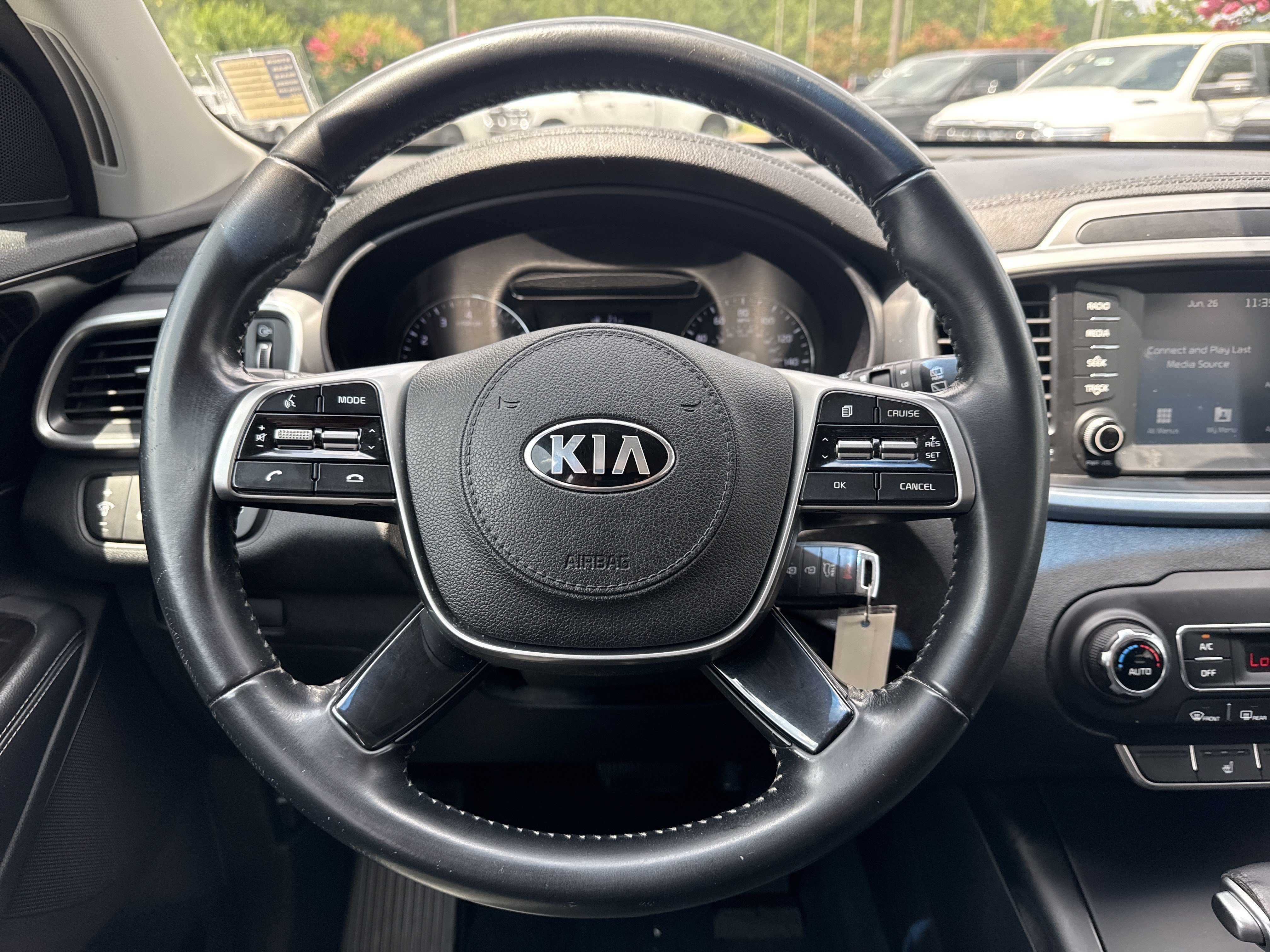 Used 2019 Passion Red Kia S V6 image 23