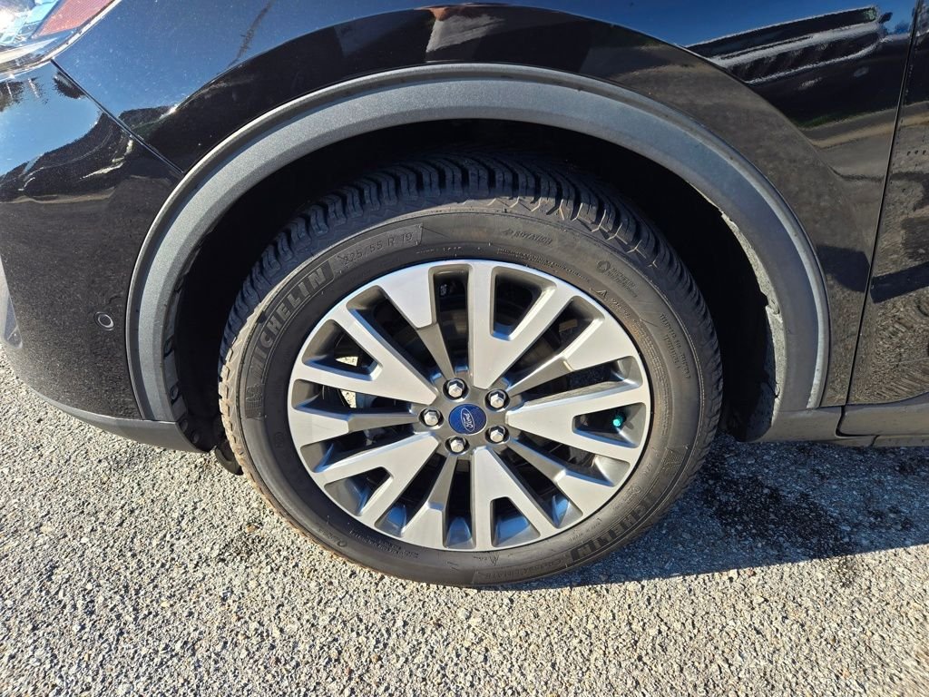 Used 2020 Black Ford Titanium image 9