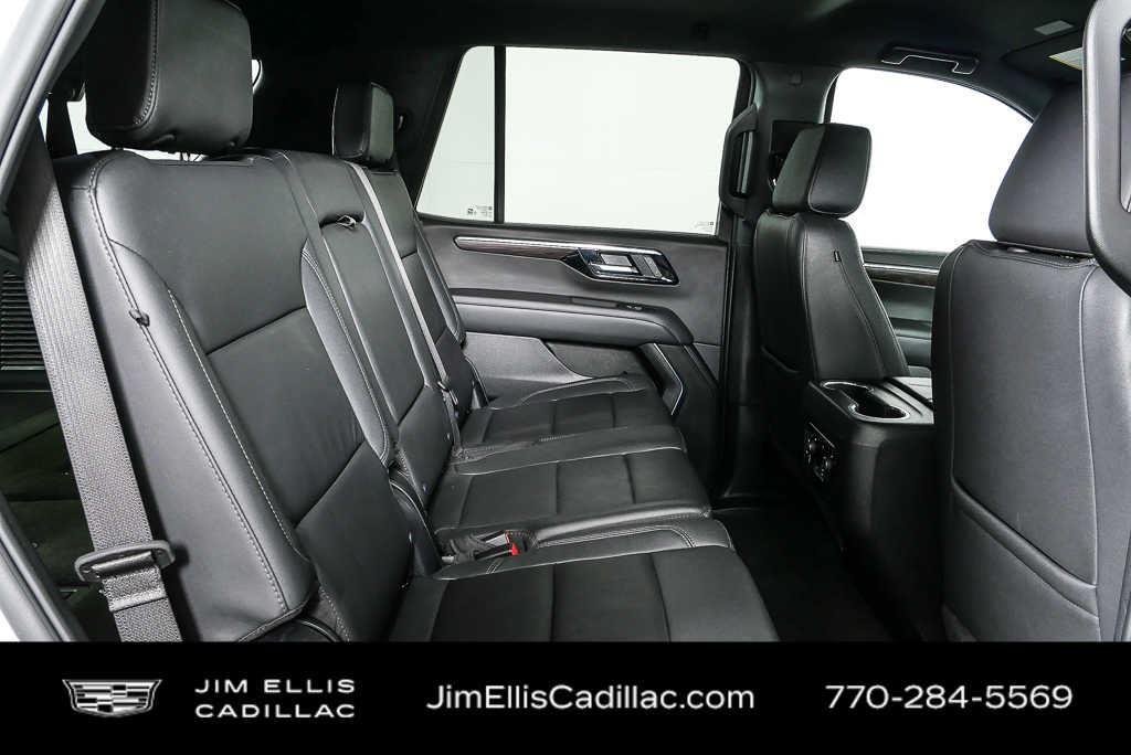 Used 2025 Summit White Chevrolet LT image 21