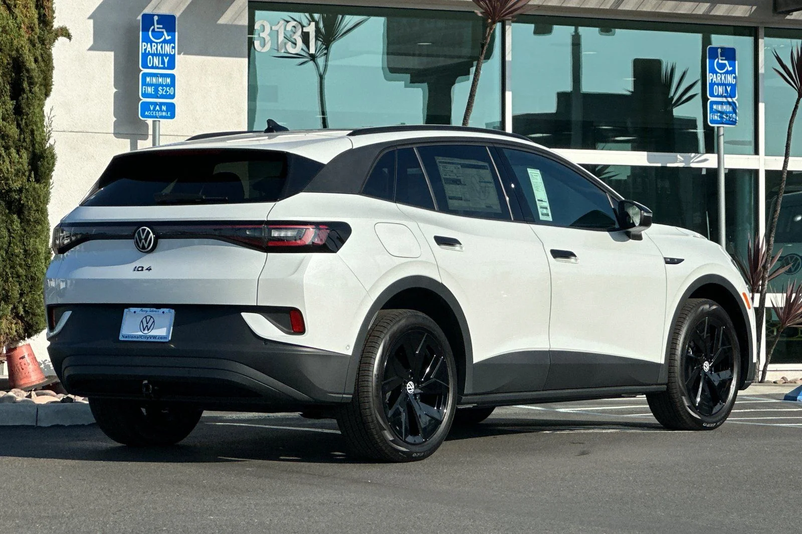 2025 Volkswagen ID.4 PRO S - Photo 5