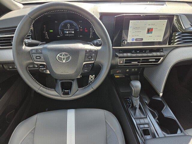 Used 2026 Ice Cap Toyota SE image 22