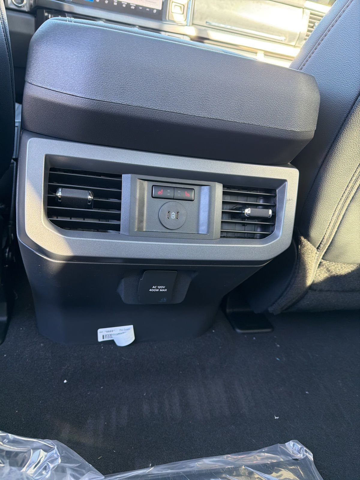 New 2026 Agate Black Metallic Ford F-250® Lariat® image 13