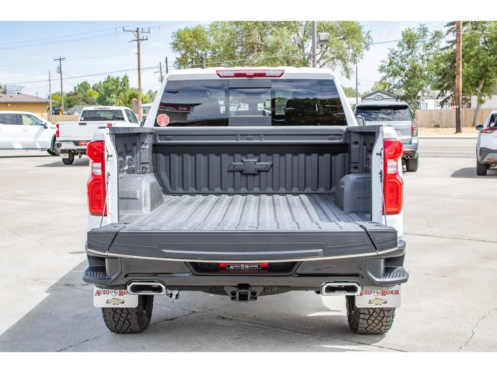 New 2026 Summit White Chevrolet LT Trail Boss image 15