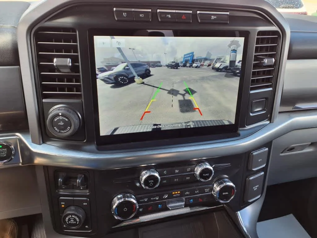 2022 Ford F-150 Lariat - Photo 18