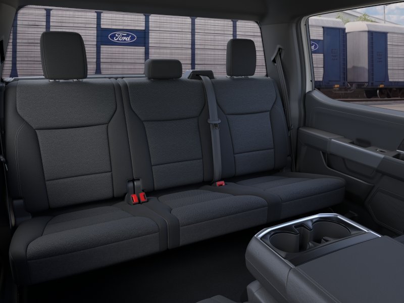 New 2026 Oxford White Ford XLT image 11