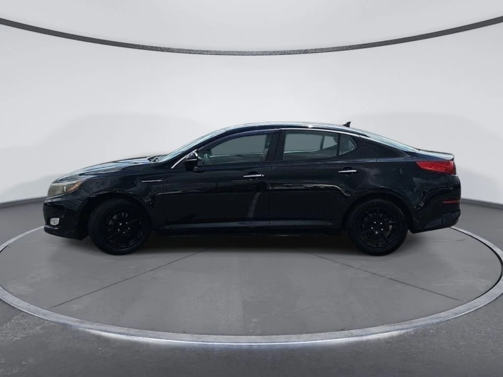 Used 2015 Black Kia LX image 2