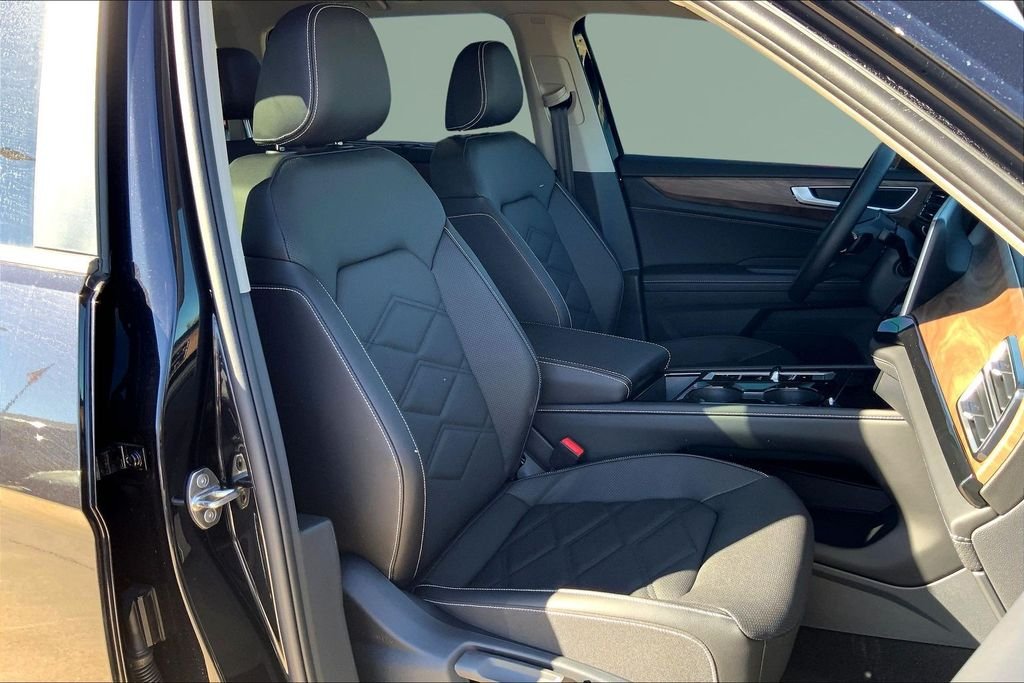 2026 Volkswagen Atlas SE w/Tech - Photo 10