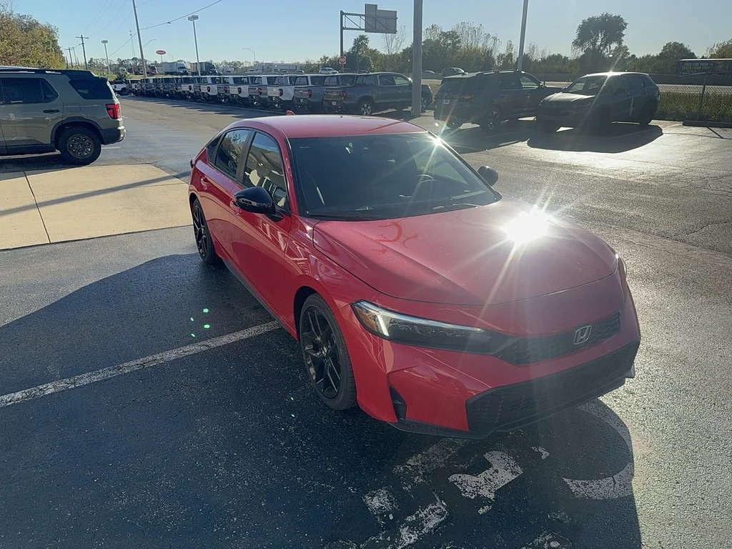 2027 Honda Civic Hatchback Sport, photo 3 of 12