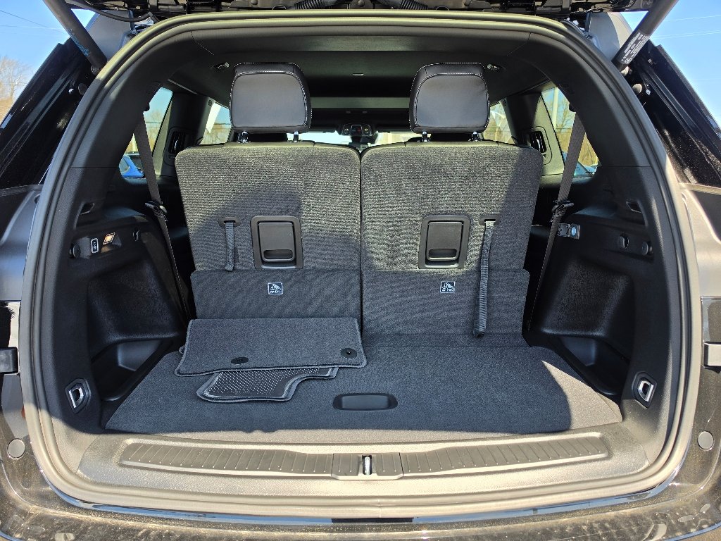 New 2026 Black Jeep Altitude image 6