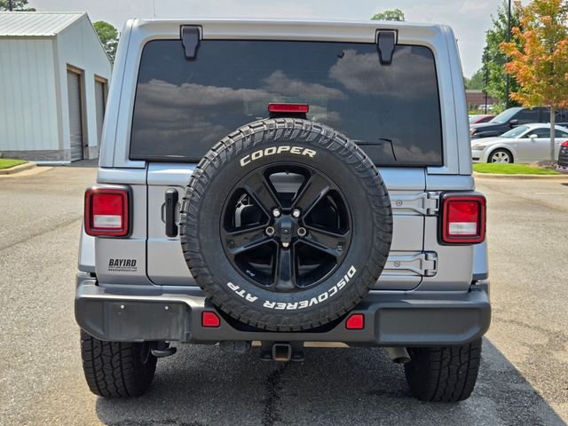 Used 2021 Silver Jeep Unlimited Sahara Altitude image 4