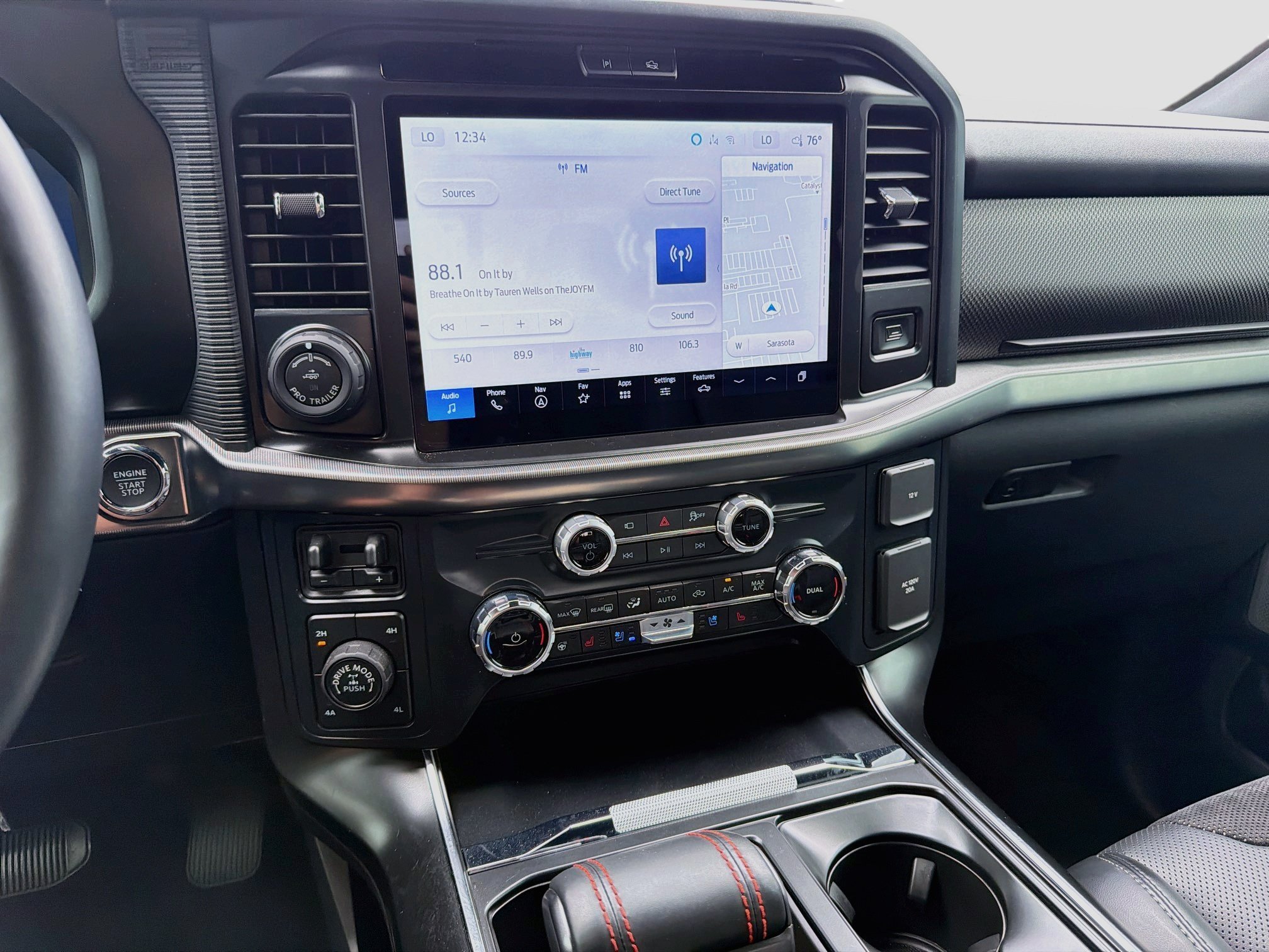 Used 2025 Black Metallic Ford Raptor image 27
