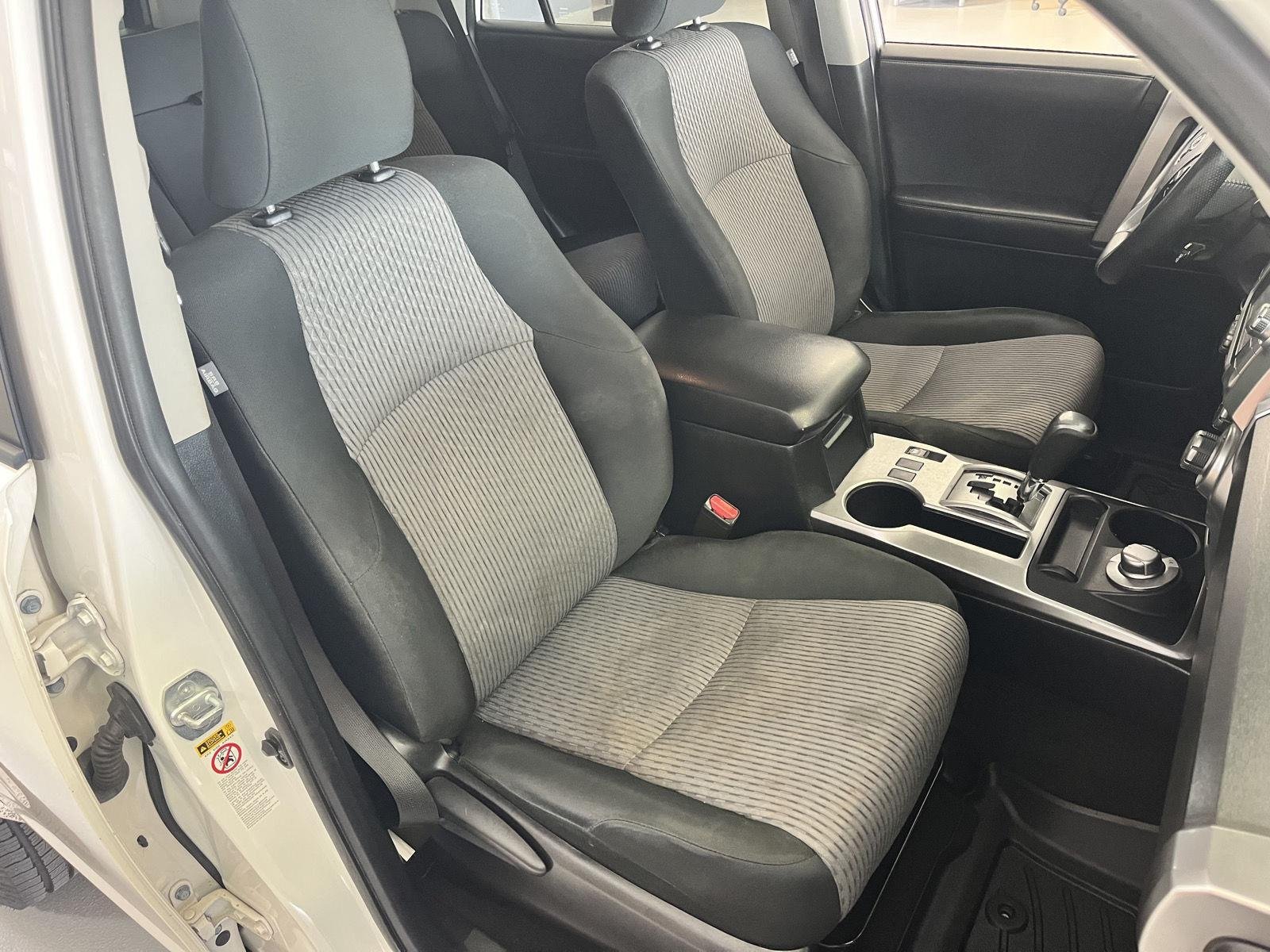 Used 2019 Super White Toyota SR5 image 17
