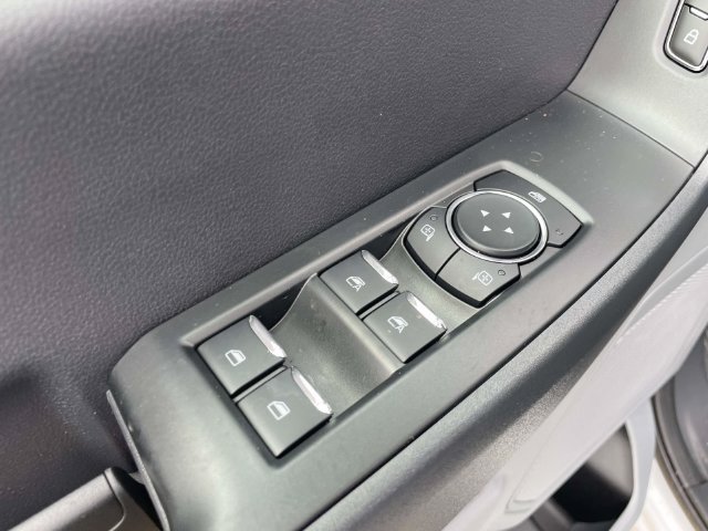 New 2026 Oxford White Ford XL image 33