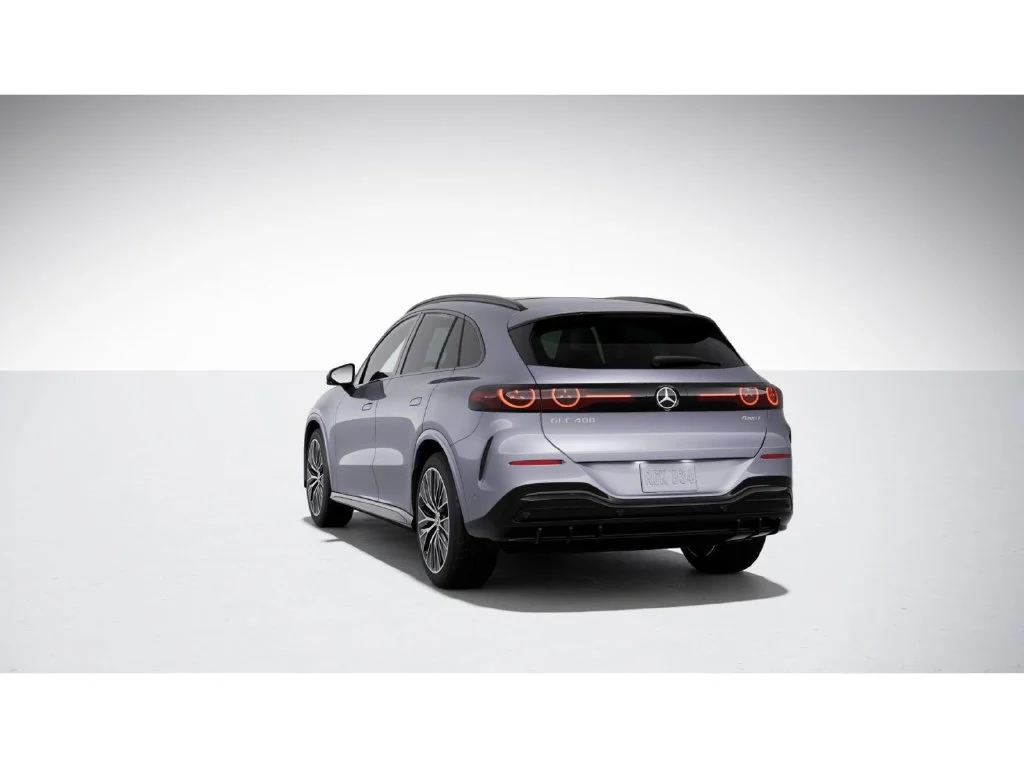 New 2027 Silver Mercedes-Benz GLC 400 image 27