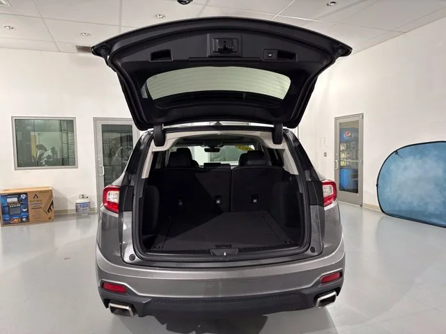 Used 2023  Acura Base image 10