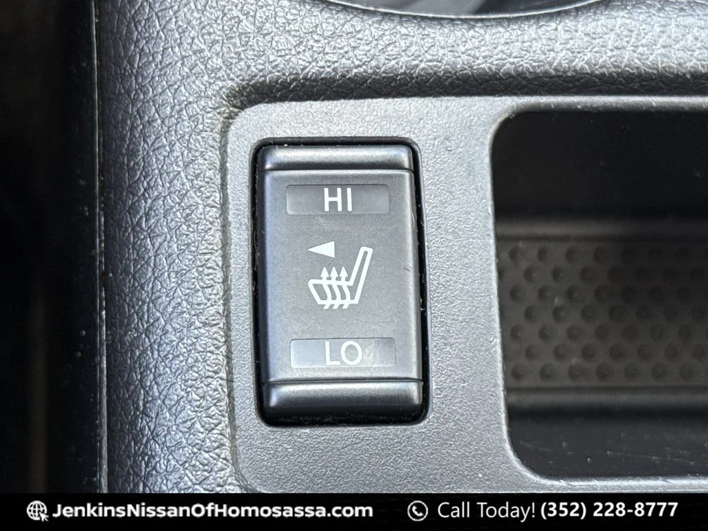 Used 2022 Black Nissan SV image 37