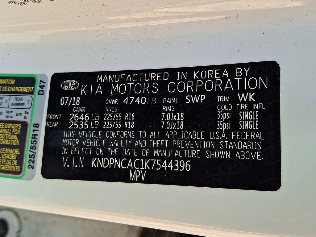 Used 2019 White Kia EX image 28